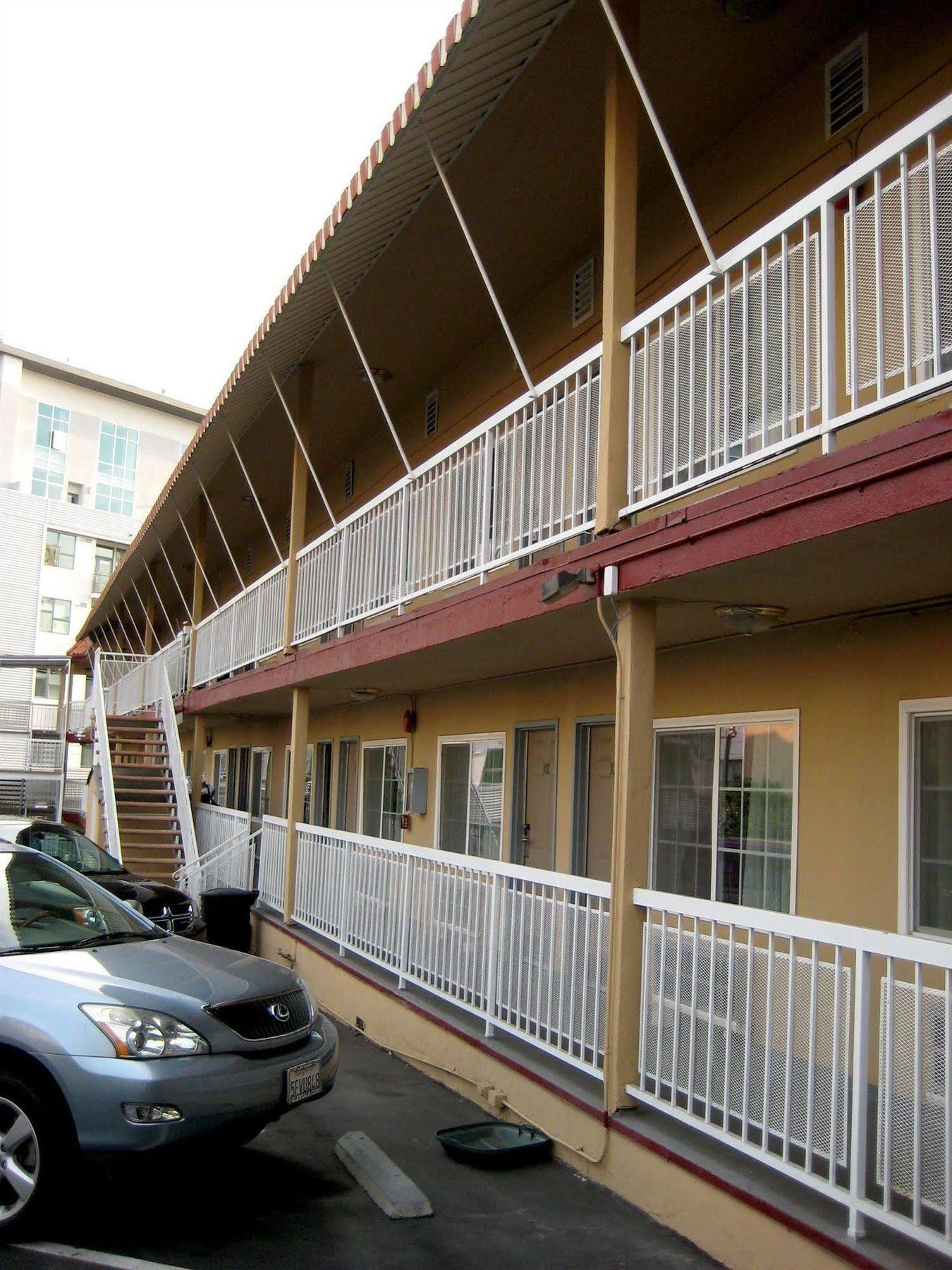 Hollywood La Brea Inn Лос Анджелис Екстериор снимка