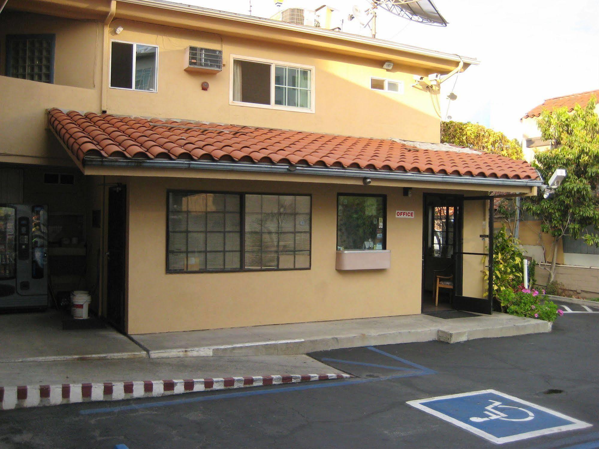 Hollywood La Brea Inn Лос Анджелис Екстериор снимка